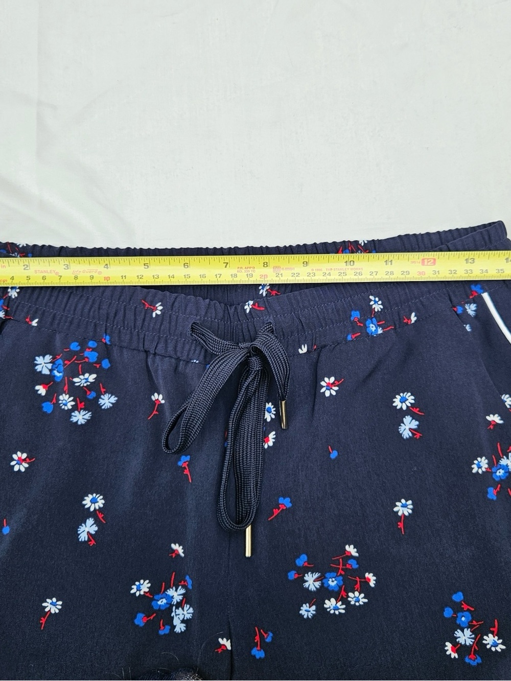 Tommy Hilfiger Tank & Jogger Set - Picture 9 of 16